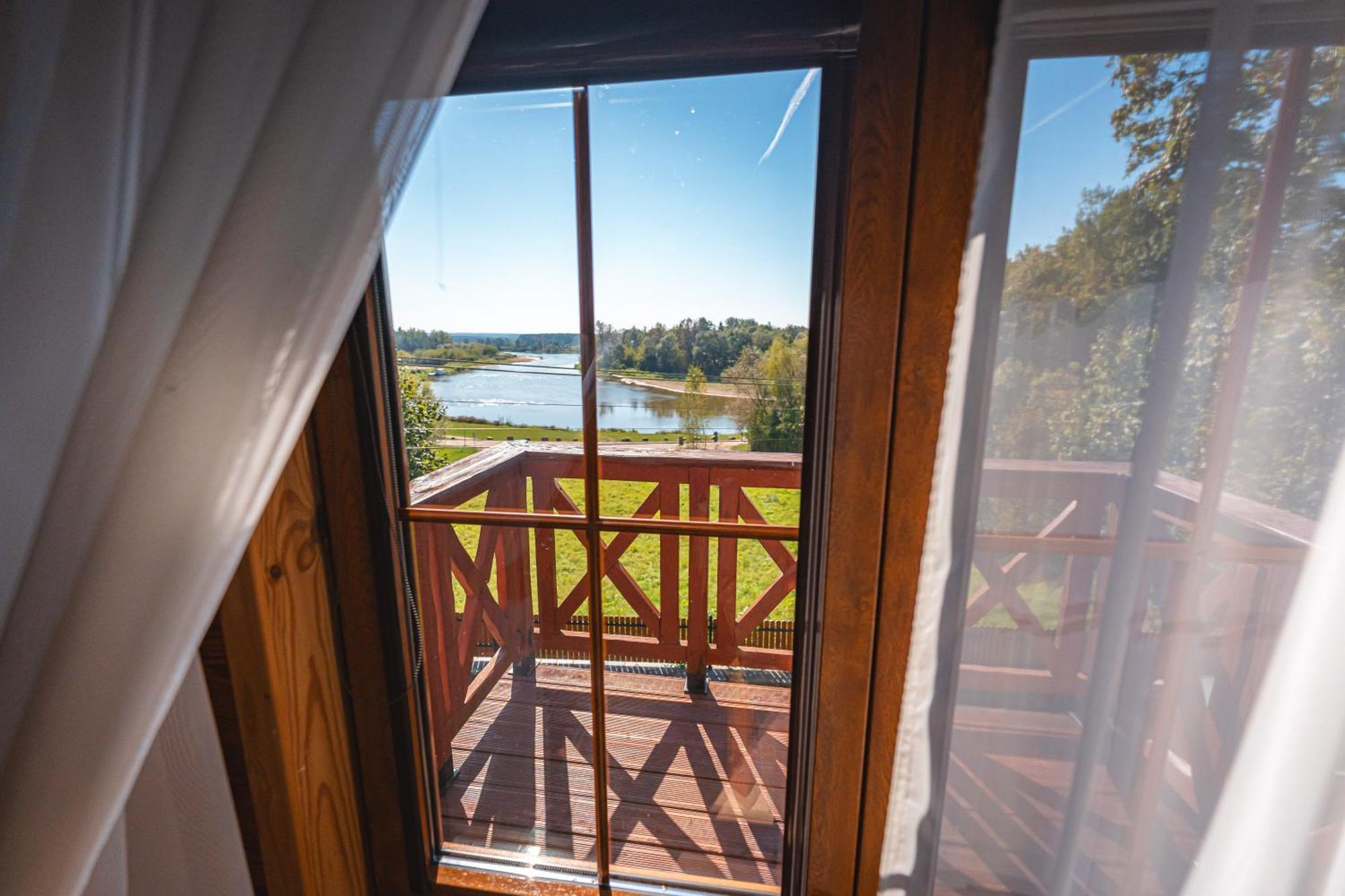 Bug Na Skarpie - Domek Wypoczynkowy Z Jacuzzi I Kominkiem Drohiczyn Exteriör bild